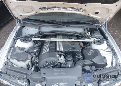 2005 BMW 330I from USA, damaged, VIN WBAEV53445KM08089